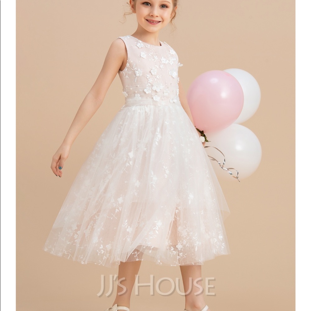 JJ’s House Flower Girl dress size 2T. Pearl pink.